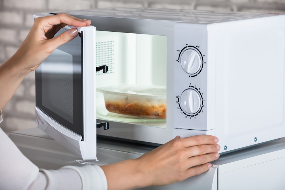 3 Things Everyone Gets Wrong About Microwave Oven