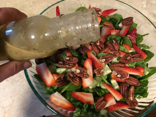 Garlic & Herb Vinaigrette Salad Dressing