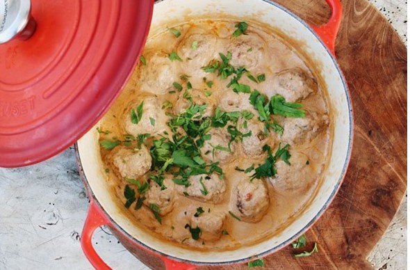 Albóndigas en salsa de coco